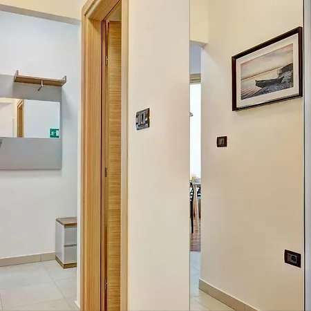 Pr Apartment